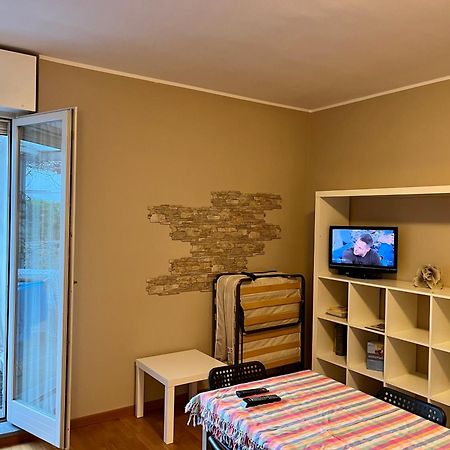 Bergamo Bilocale Nuovo In Centro 4 Posti Letto Διαμέρισμα Εξωτερικό φωτογραφία